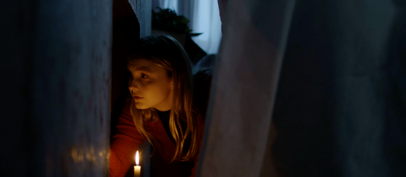 Bella finds an abandoned fireplace in her apartment